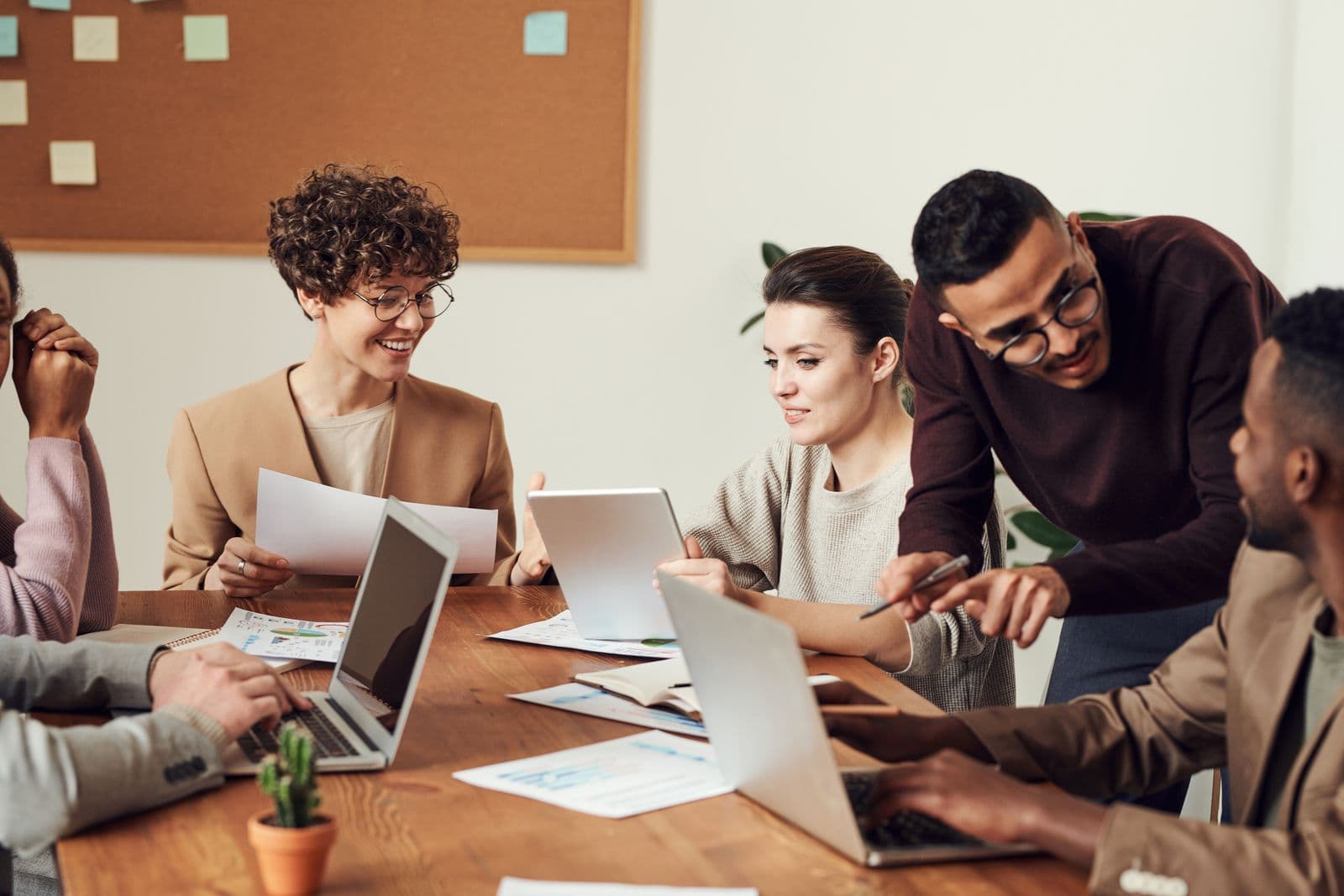 Business owners and advisers discussing a structure